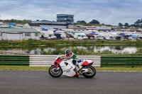 Vintage-motorcycle-club;eventdigitalimages;mallory-park;mallory-park-trackday-photographs;no-limits-trackdays;peter-wileman-photography;trackday-digital-images;trackday-photos;vmcc-festival-1000-bikes-photographs
